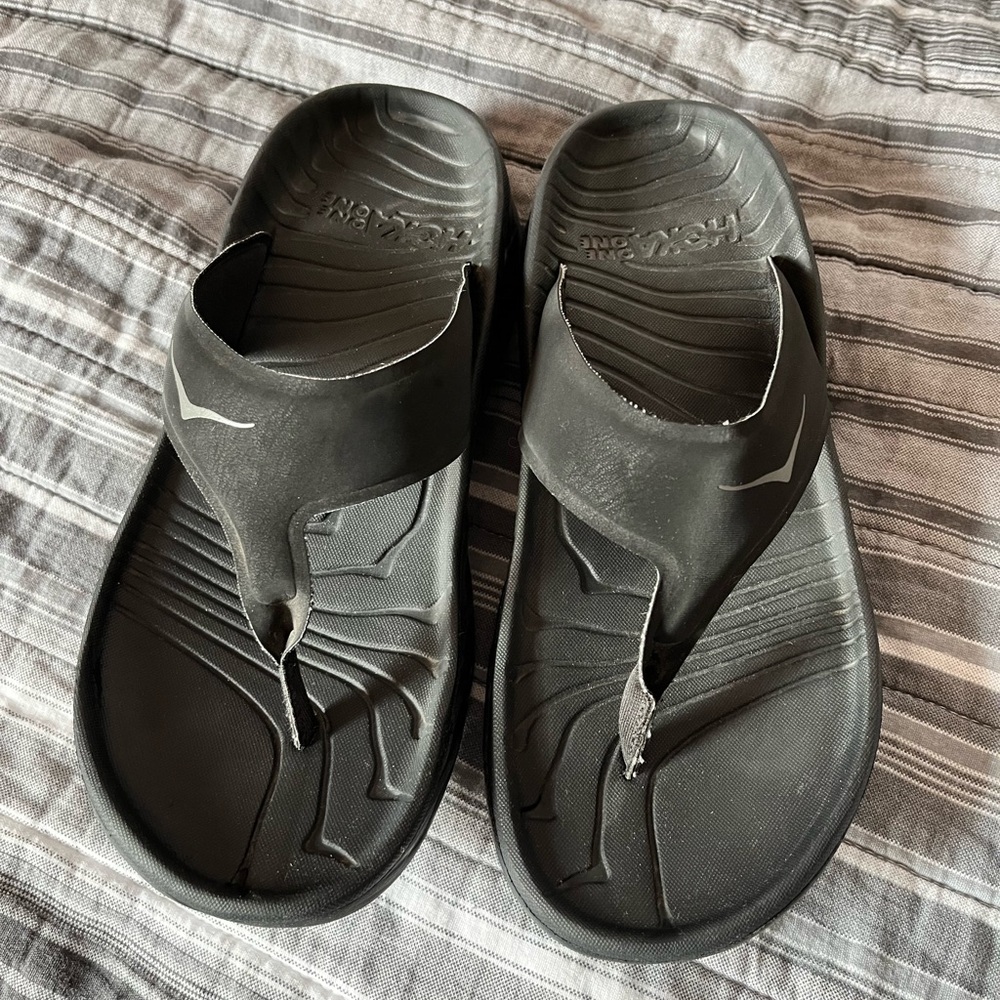 Hoka One One Ora Recovery Flip Flops